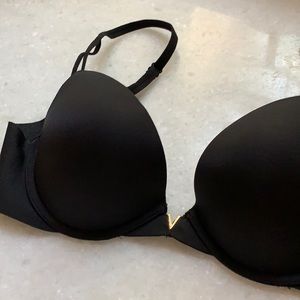 Victoria’s Secret “Push Up” bra, black 32B